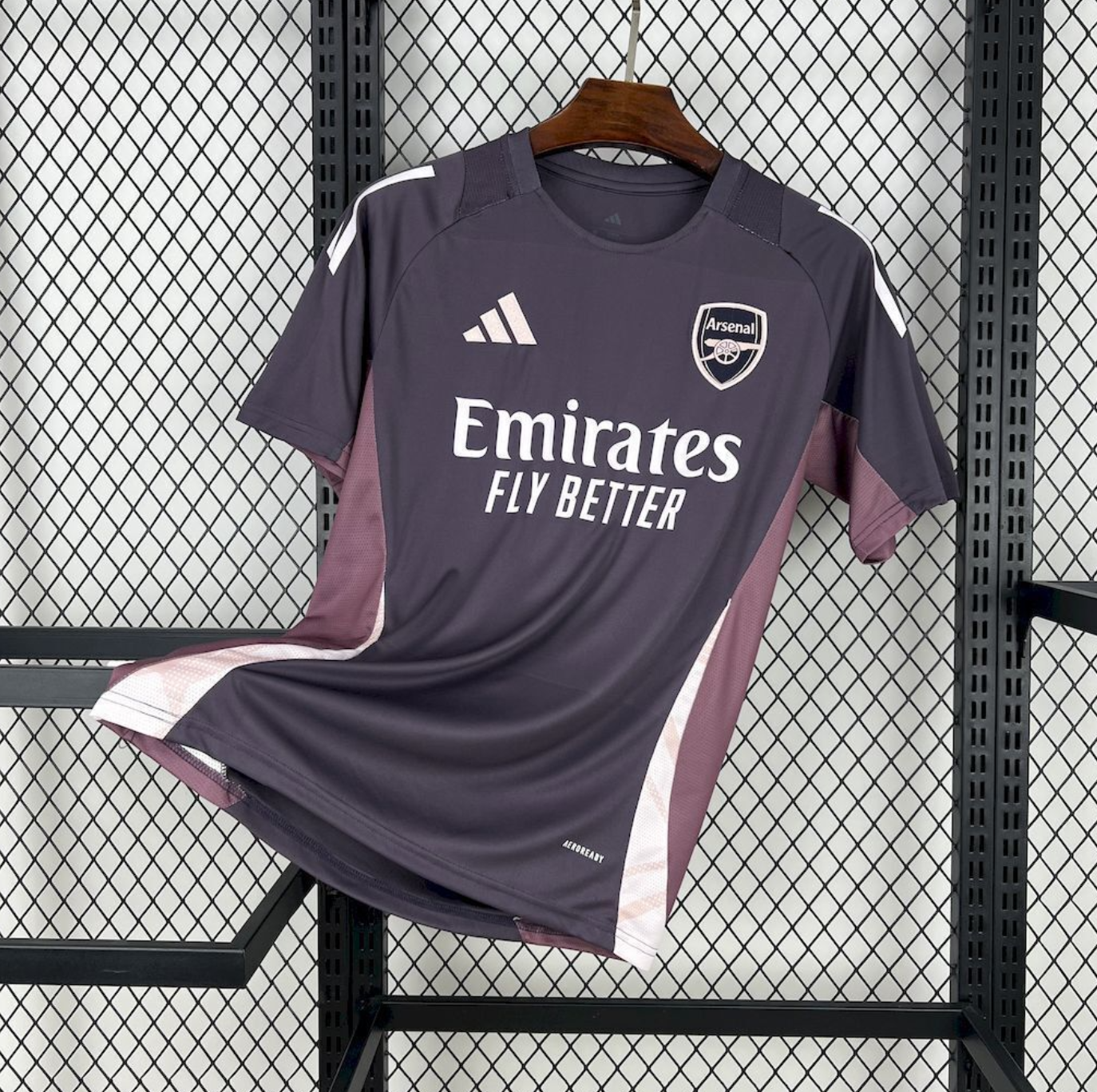 Arsenal 2024/2025 Tiro Training