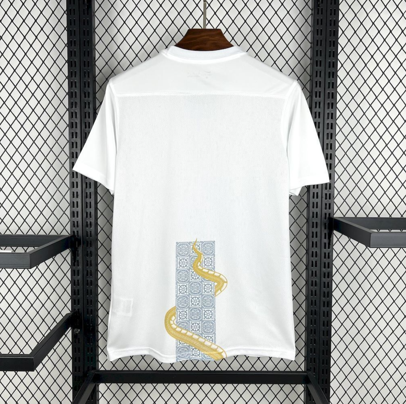 Tottenham Hotspur 2025/2026 White Gold Snake Edition